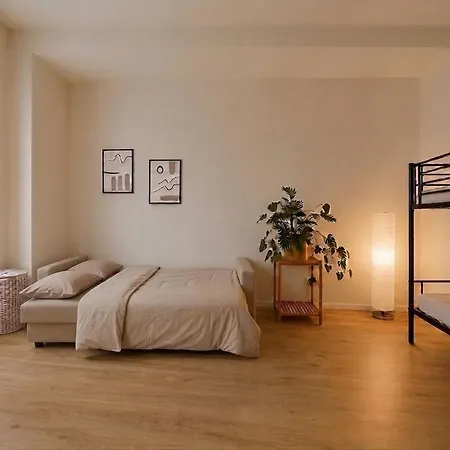 Apartamento For 7, Lakes, Nature, Wi-fi & Free Parking Duisburgo